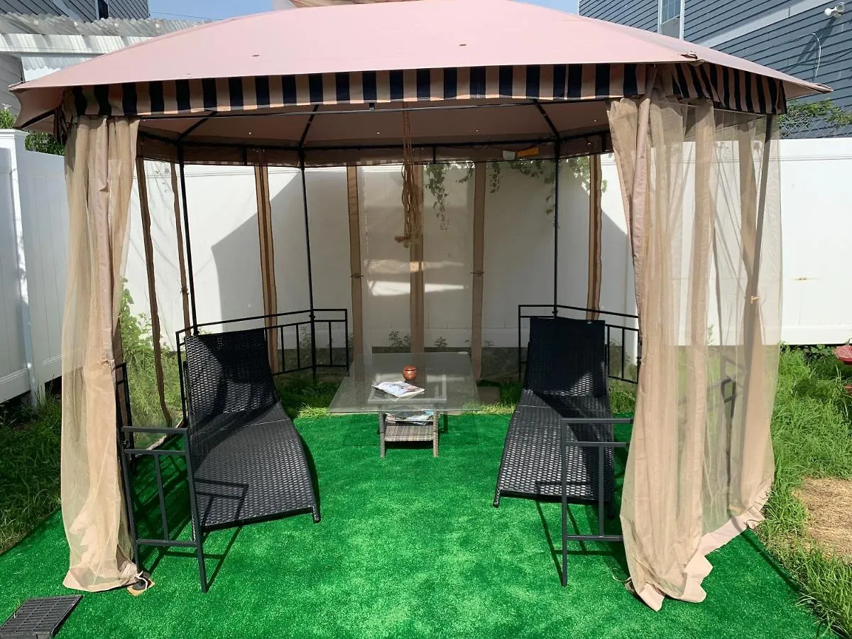 Jaris Beach Suite New York USA